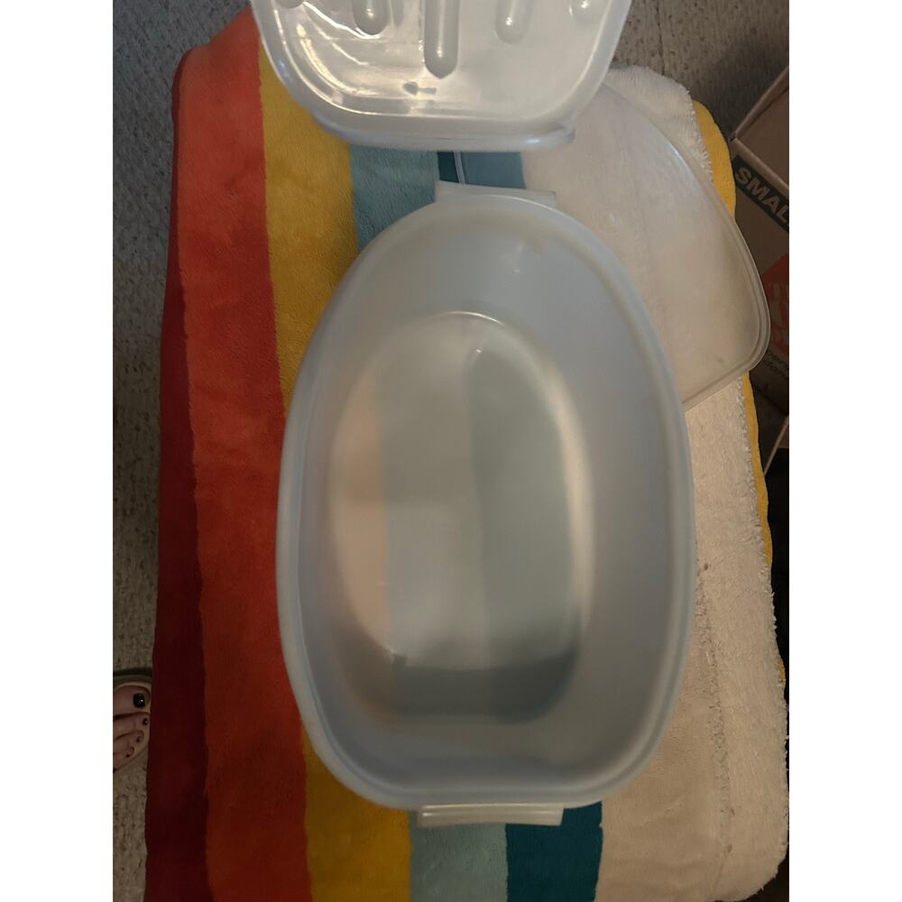 VTG Tupperware Ham Storage Container - Picture 3 of 8
